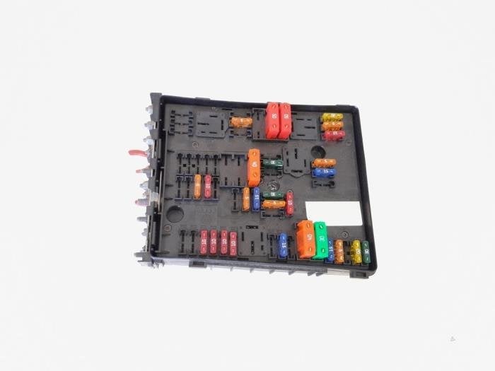 Boîte à fusibles d'un Volkswagen Golf, Volkswagen, -, 3 mois de garantie, Utilisé