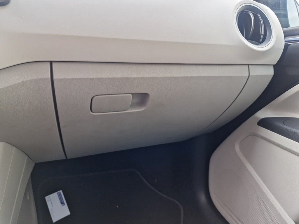 COMPARTIMENT A GANTS Seat Mii (01-2011/07-2019), Autos : Pièces & Accessoires, Seat Deutschland GmbH, Service@seat.de, Utilisé