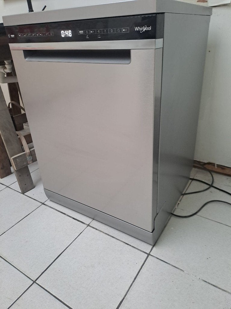 Vaatwas whirlpool, Ophalen, Minder dan 10 liter, Zo goed als nieuw, 85 tot 90 cm