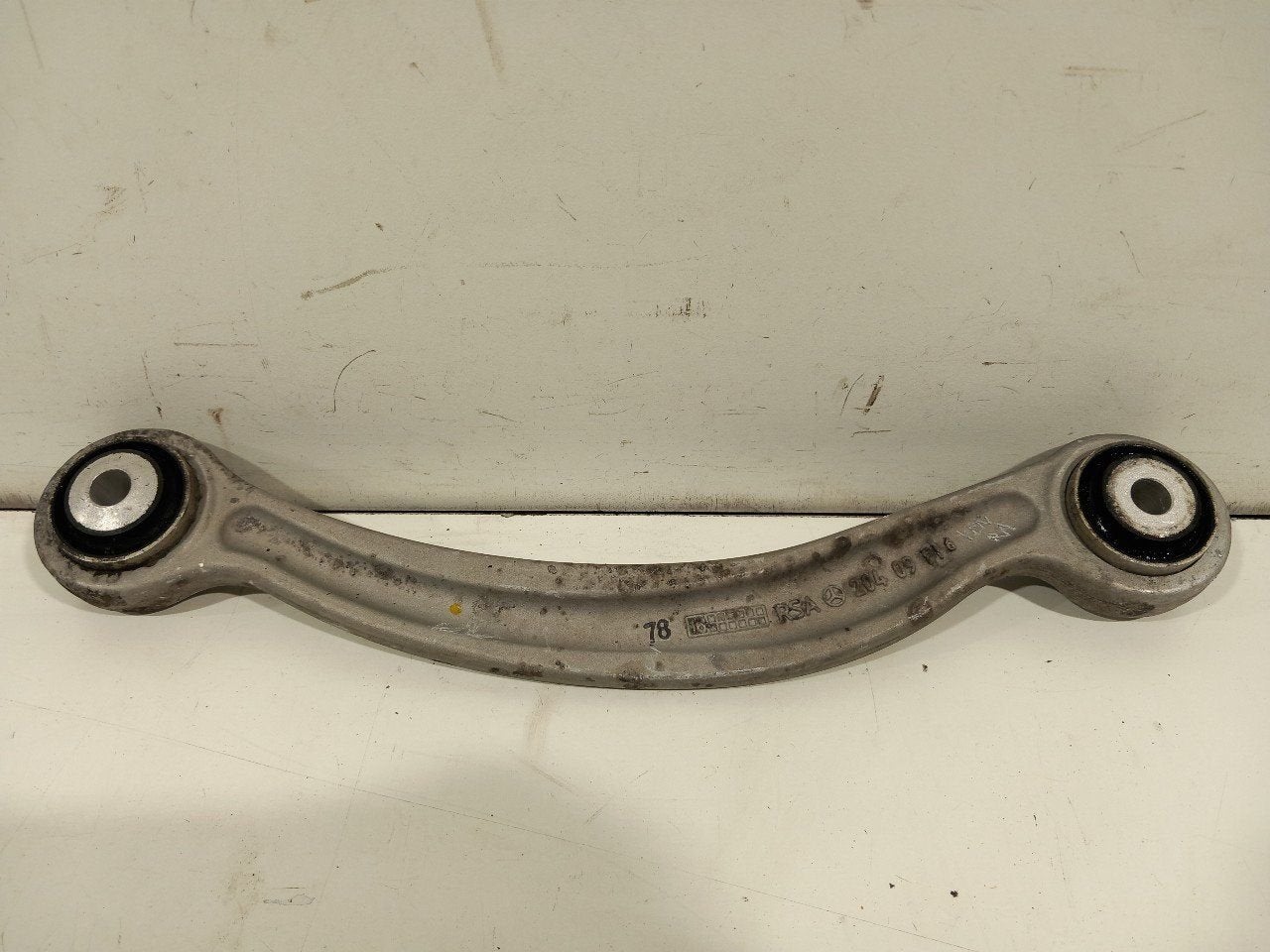 Draagarm rechts achter Mercedes-Benz C-Klasse, Auto-onderdelen, Onderdelen@venauto.nl, Van der Ven Autorecycling B.V., Gebruikt