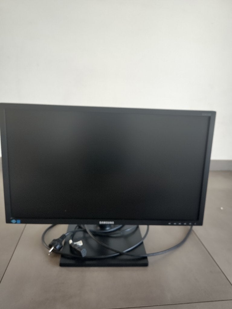 Moniteur Samsung S24C450 (24 pouces), Informatique & Logiciels, Autres types, DVI, Autres résolutions, 24 inch