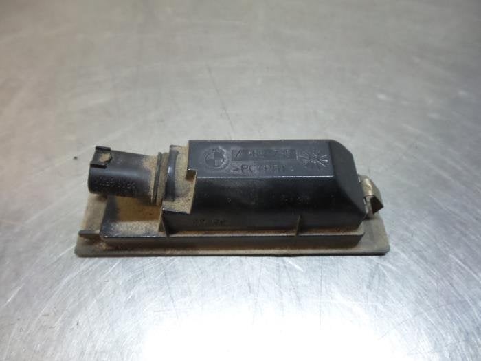 Eclairage immatriculation d'un BMW 1-Serie (1-Serie 03-), -, Utilisé, -, Enlèvement ou Envoi