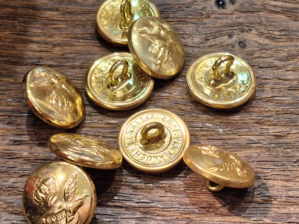 oude goudkleurige knoop Belgische Luchtmacht, WO2, Verzamelen, Militaria | Algemeen, Luchtmacht, Kleding of Schoenen, Ophalen of Verzenden