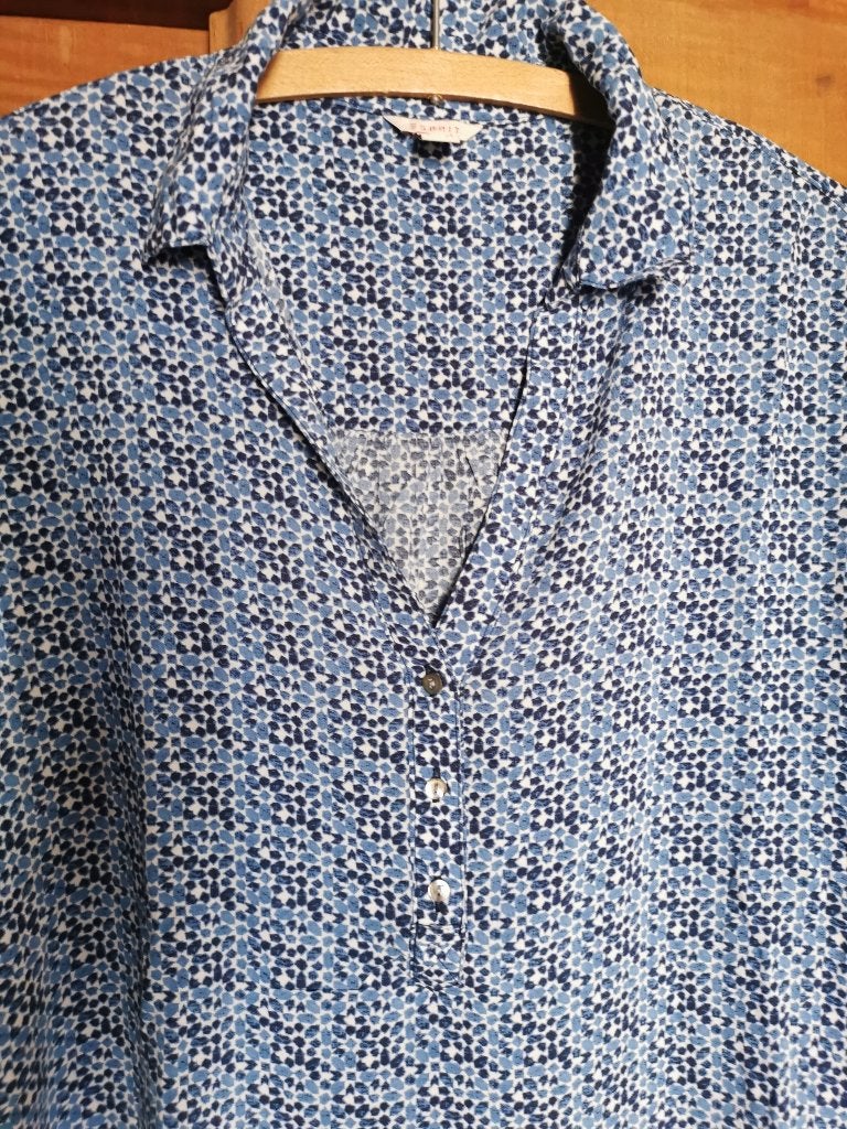 Bloesje maat 42 (D) - maat 44 (F) Esprit viscose, Kleding | Dames, Blouses en Tunieken, Zo goed als nieuw, Maat 42/44 (L), Blauw
