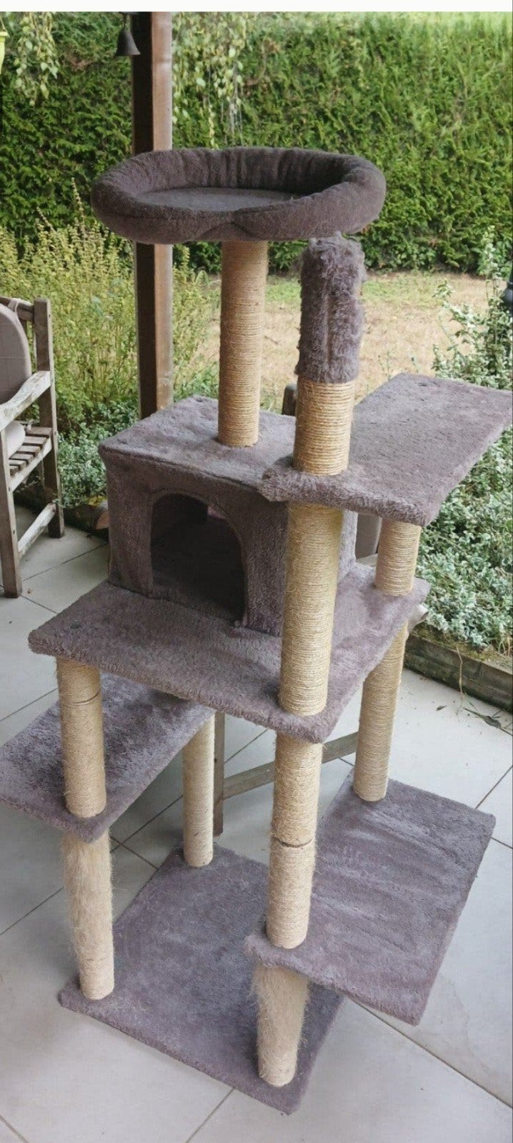 kattenpaal 10€, Ophalen