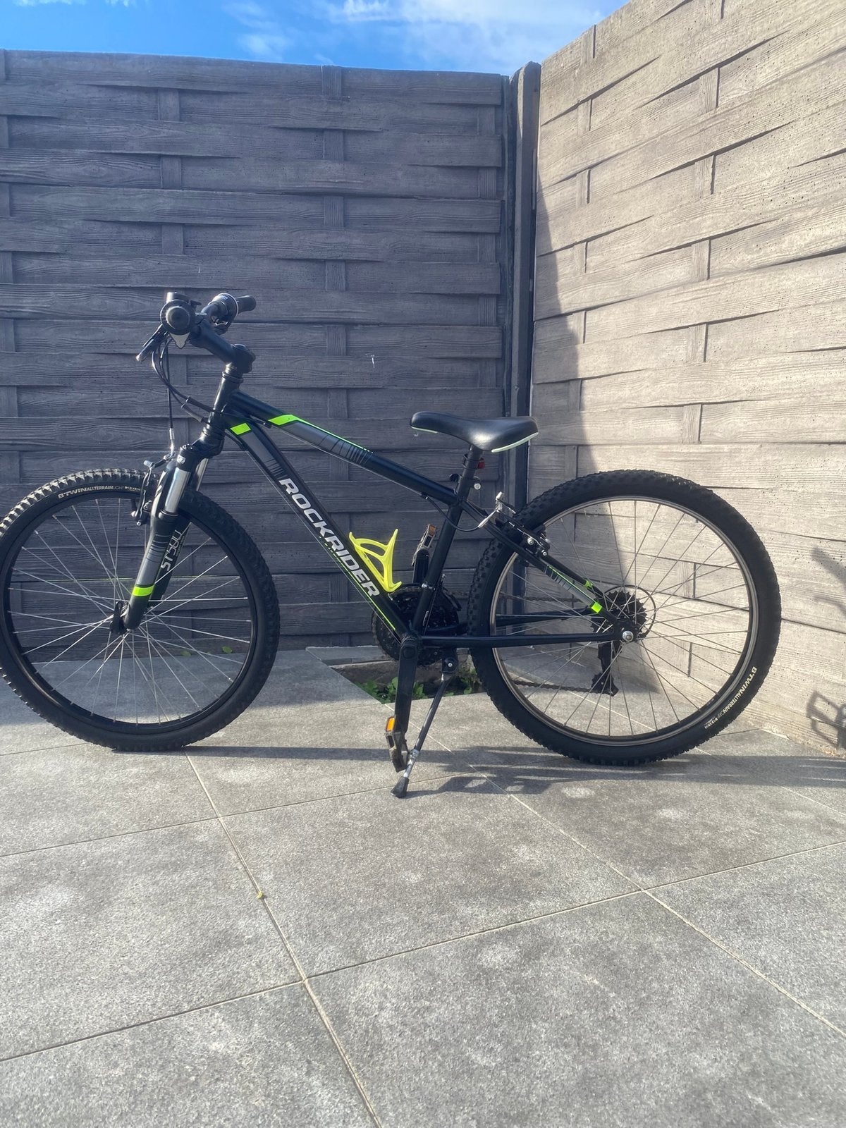 B-Twin Rockrider ST500.  24 inch jongensfiets, Enlèvement, Comme neuf, 24 pouces, Vitesses