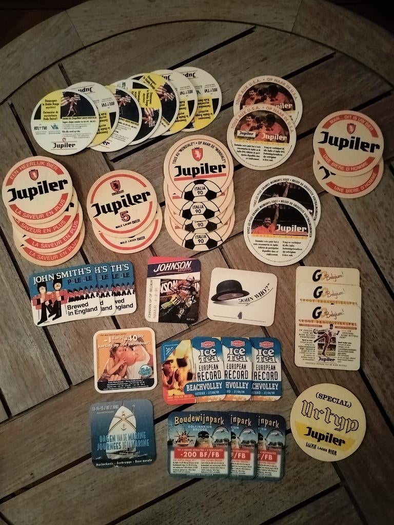 OUDE BIERKAARTEN / BIERVILTJES LOT J, Verzamelen, Ophalen of Verzenden, Viltje(s)