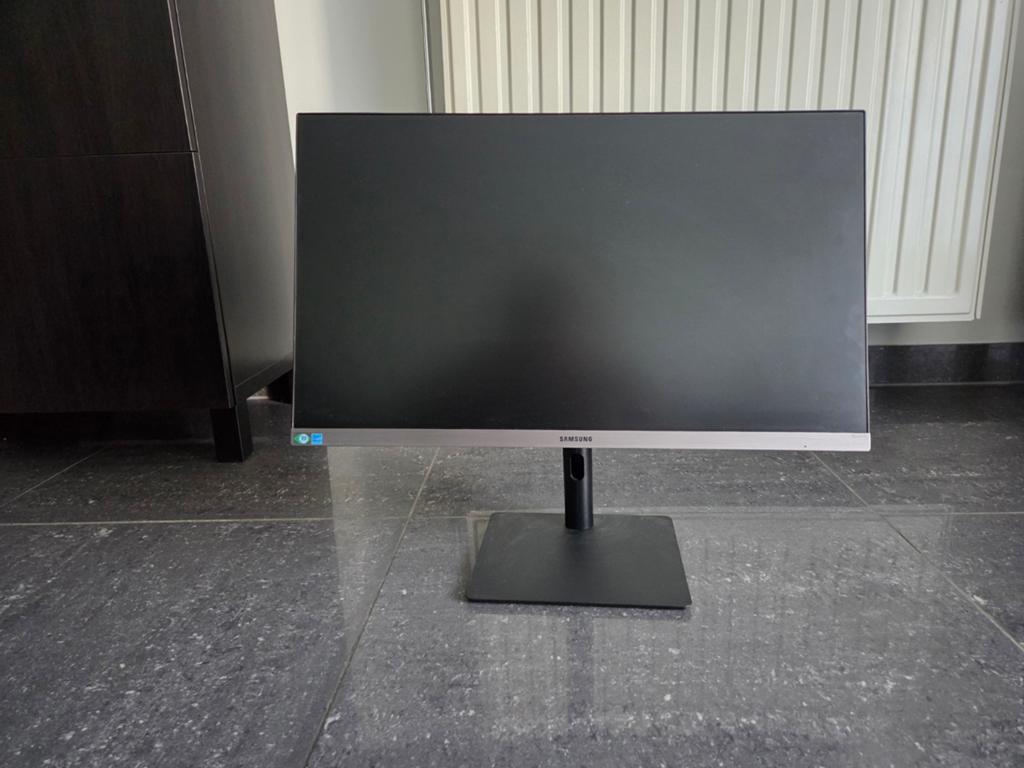 Pc-monitor 24", Computers en Software, Monitoren, Ophalen, 61 t/m 100 Hz, Gebruikt, HDMI