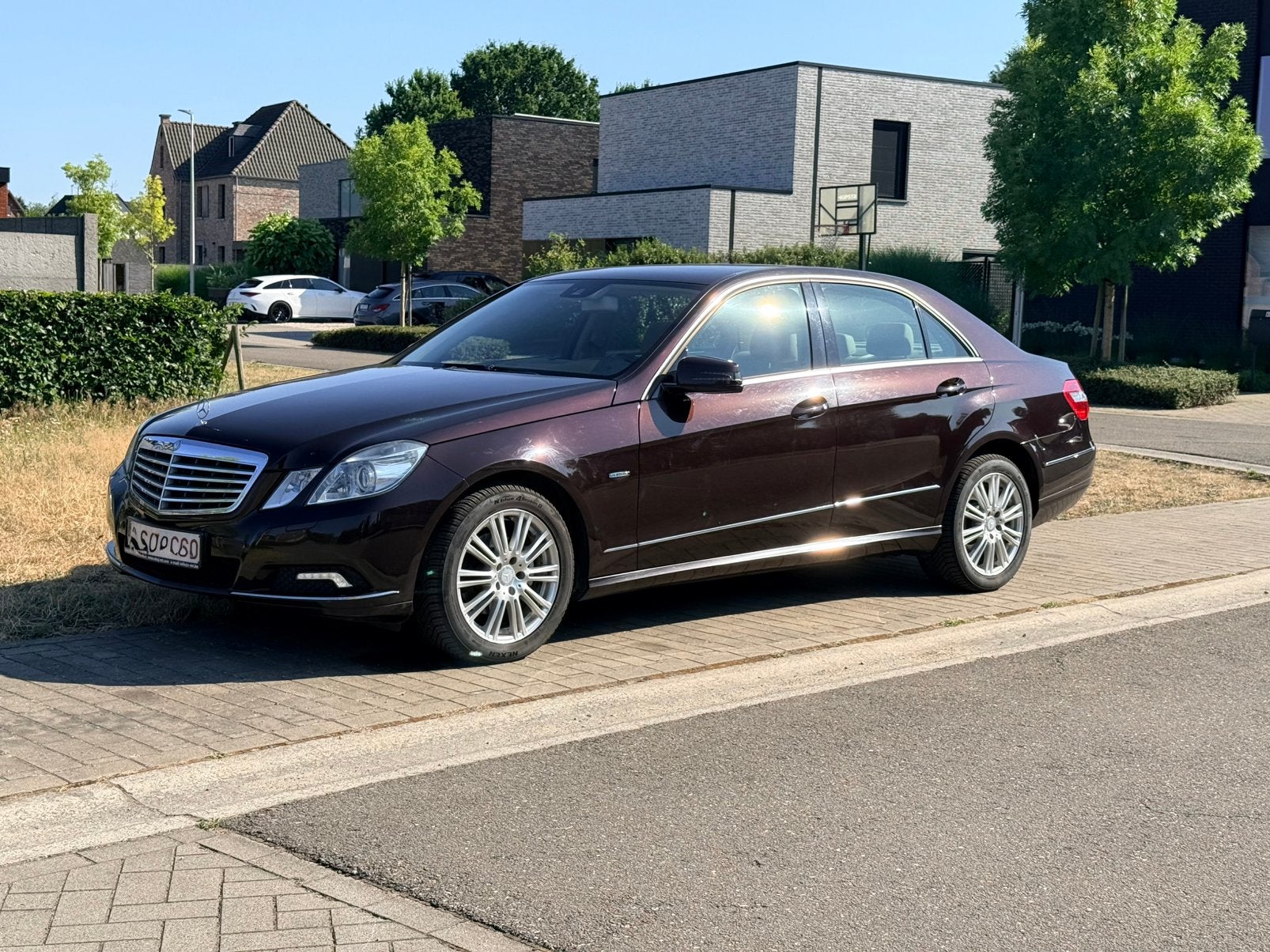 Mercedes-Benz E220, Auto's, Automaat, Bedrijf, Automatische klimaatregeling, 2143 cc