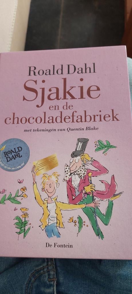 Sjakie en de chocoladefabriek - nostalgische editie, Ophalen of Verzenden, Roald Dahl