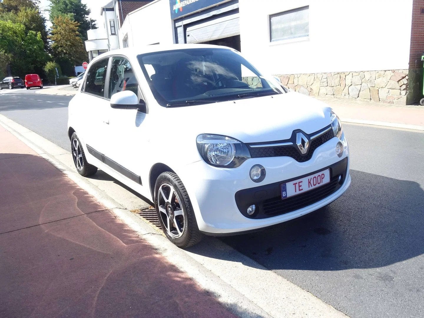 Renault Twingo Twingo 1.0i SCe Intens S, https://public.car-pass.be/vhr/370d8707-81fc-469b-95b9-fa8239f3b5fe, Euro 6, Entreprise