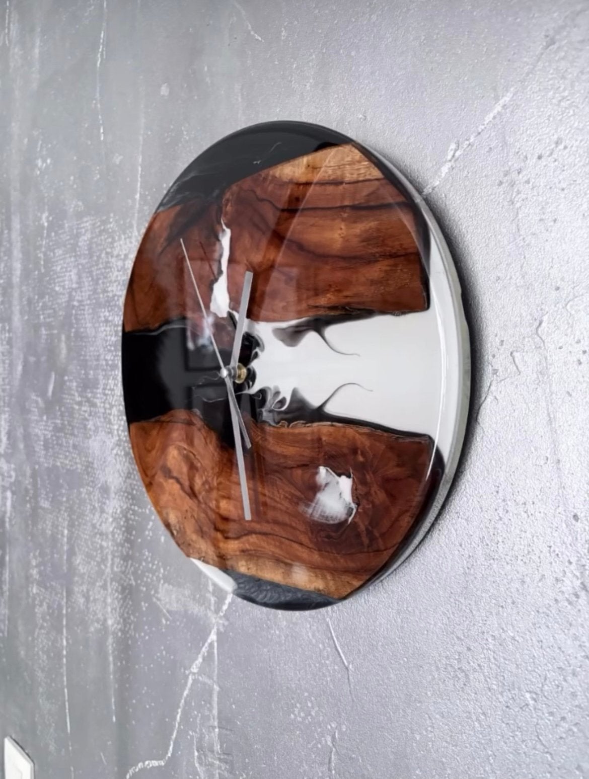 Handgemaakte epoxy klok32 cm, Huis en Inrichting, Ophalen of Verzenden