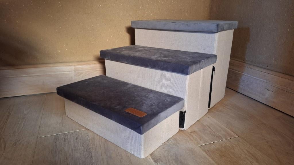 Hondentrapje, Dieren en Toebehoren, Honden-accessoires, Ophalen, Zo goed als nieuw