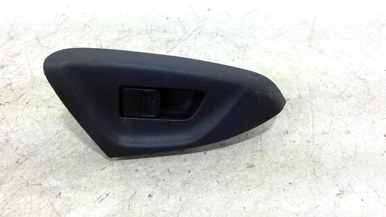 Raamschakelaar rechts voor Citroën C1, Onderdelen@venauto.nl, Van der Ven Autorecycling B.V., Gebruikt, Ettenseweg 76, 4706 PB Roosendaal, The Netherlands