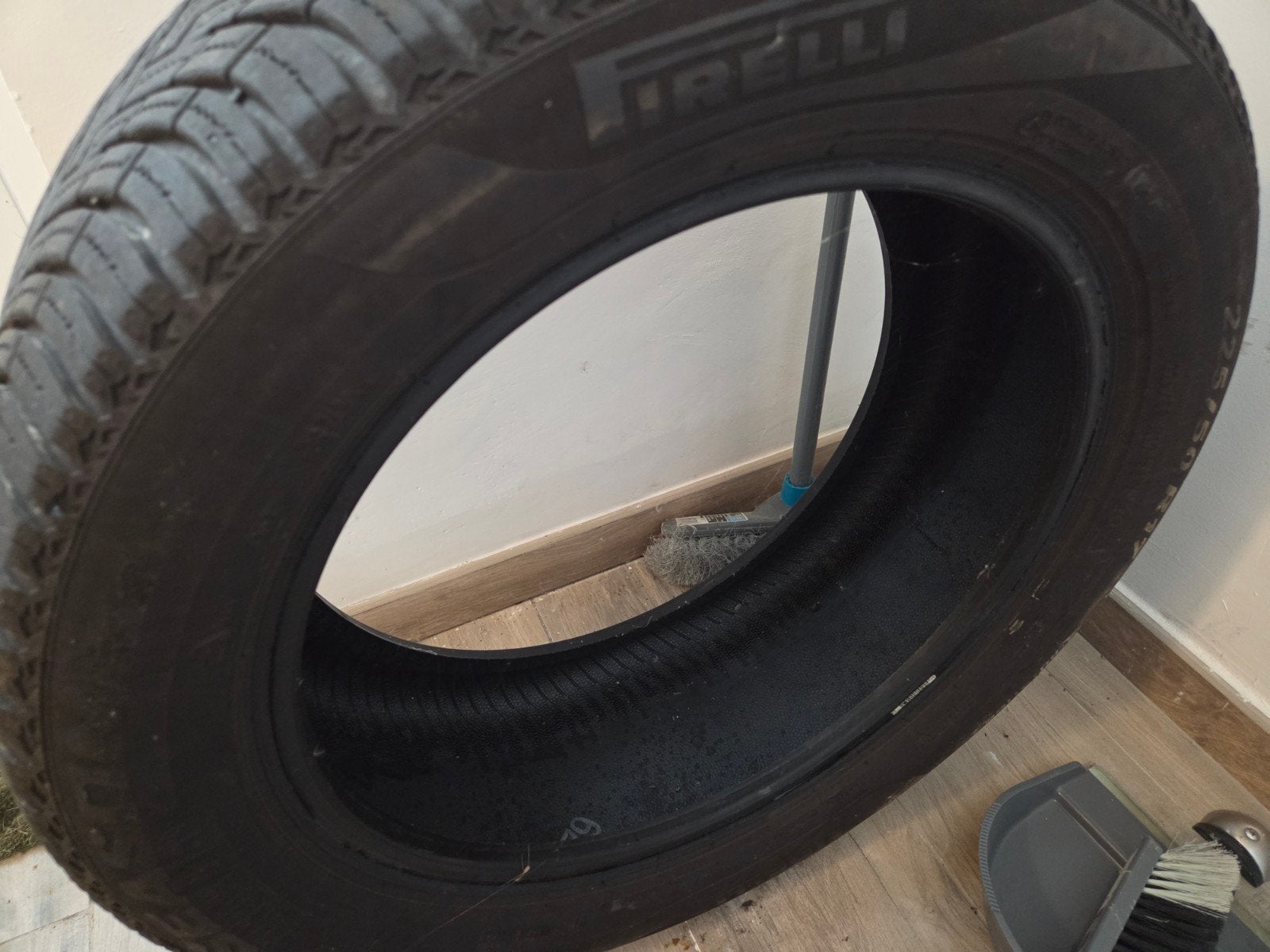Pneu Pirelli Cinturato 4 saisons, 4 Saisons, Véhicule utilitaire, Enlèvement, Utilisé