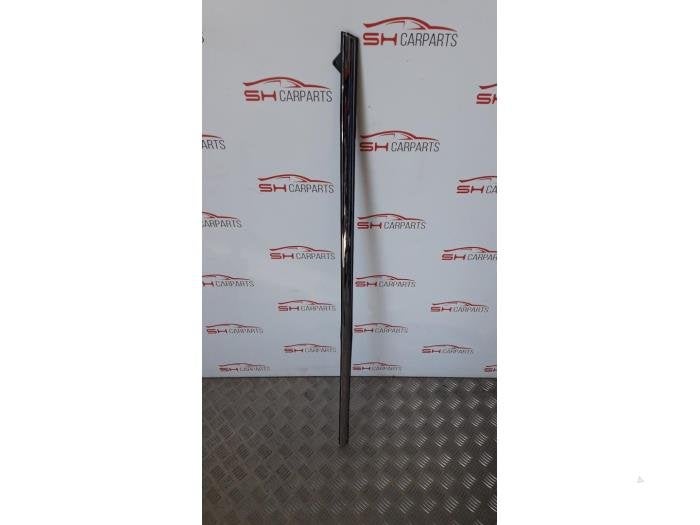 Protection montant A gauche d'un Ford Fiesta, -, 3 mois de garantie, -, -