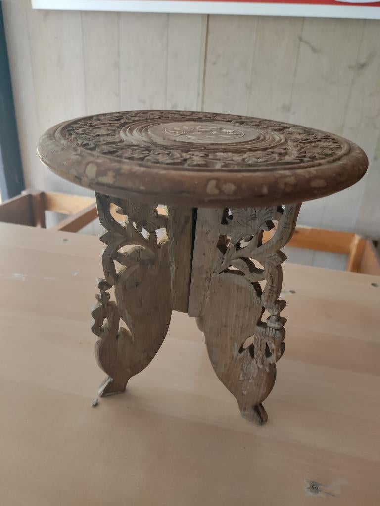 Sierlijk Oosters bijzettafeltje (tafelmodel), Antiek en Kunst, Ophalen