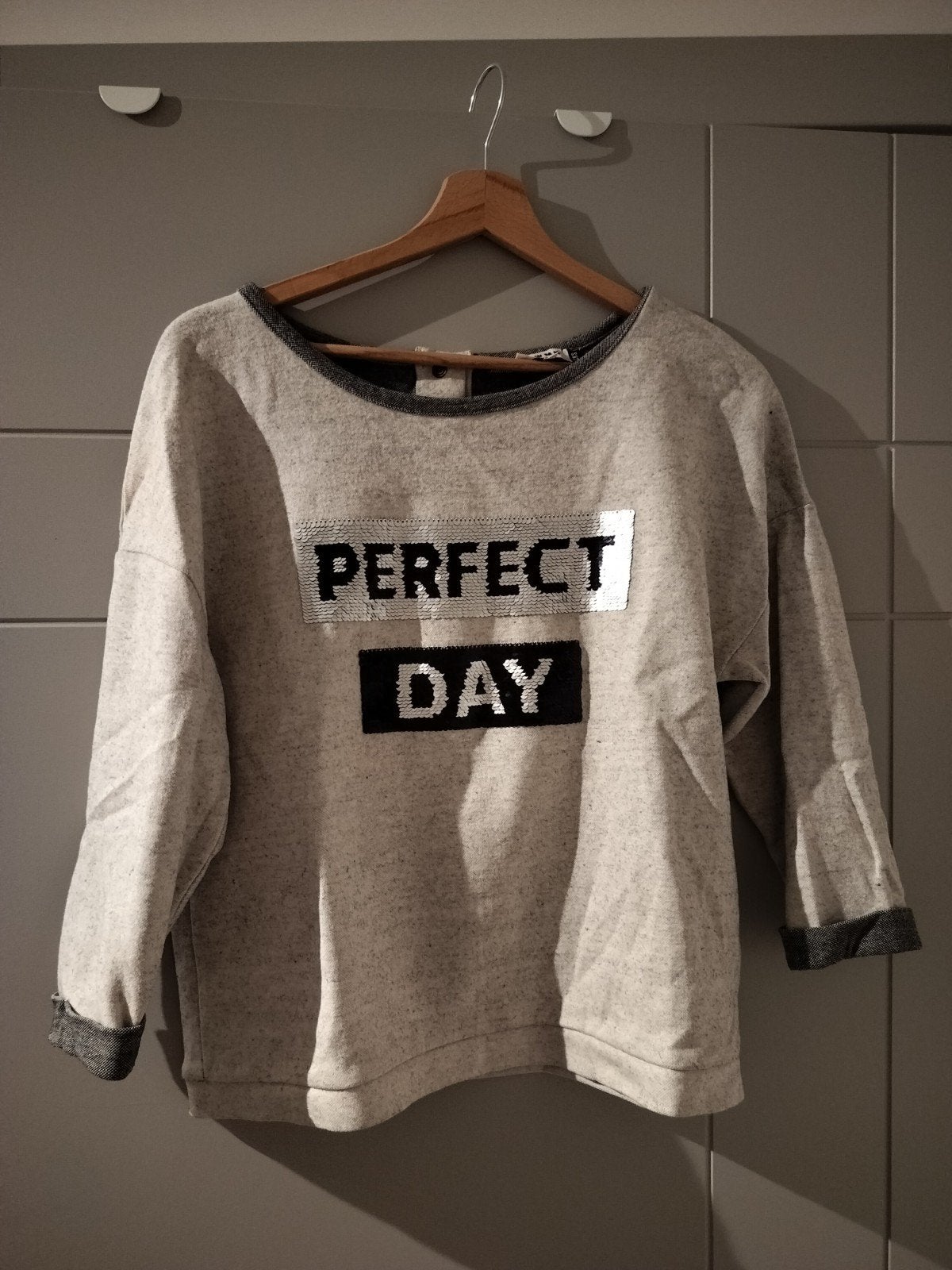 Trui - CKS - L, Kleding | Dames, CKS, Ophalen of Verzenden, Zo goed als nieuw, Grijs