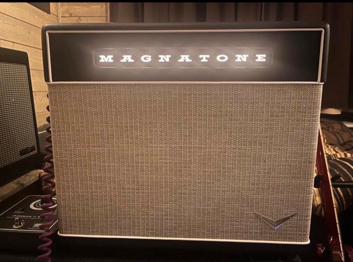 Magnatone Super Fifteen MINT + nieuwe flightcase, Enlèvement, Comme neuf