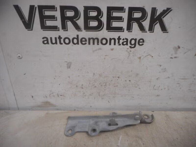 MOTORKAPSCHARNIER RECHTS Opel Frontera (6B), Bahnhofsplatz 65423 Rüsselsheim am Main, DE, Gebruikt, Opel, Opel Automobile GmbH