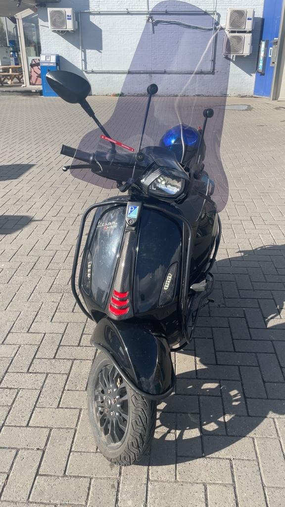 Vespa sprint a klasse, Ophalen, Zo goed als nieuw