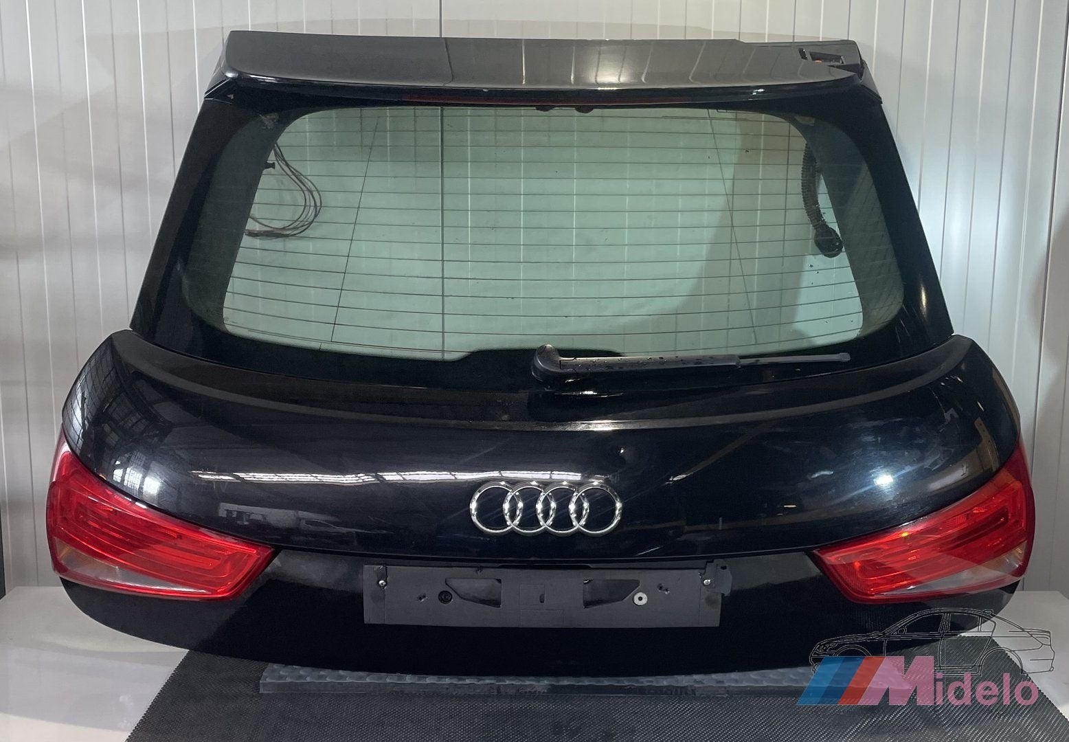 AUDI A1 ACHTERKLEP 8X4827023B, Autos : Pièces & Accessoires, Arrière, -, Haillon arrière, Audi