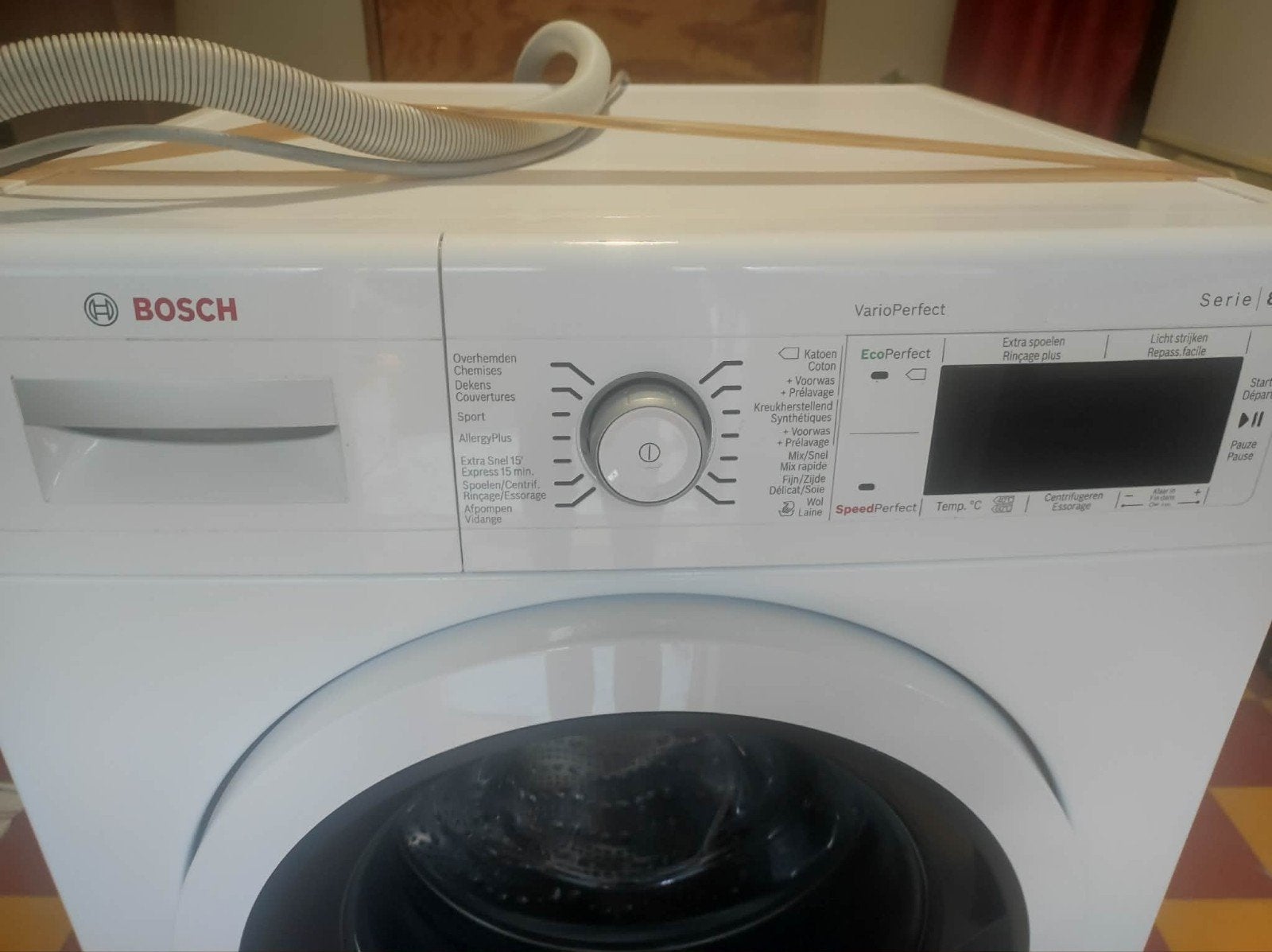 Machine à laver Bosch, 1200 à 1600 tours, Comme neuf, Chargeur frontal, Enlèvement