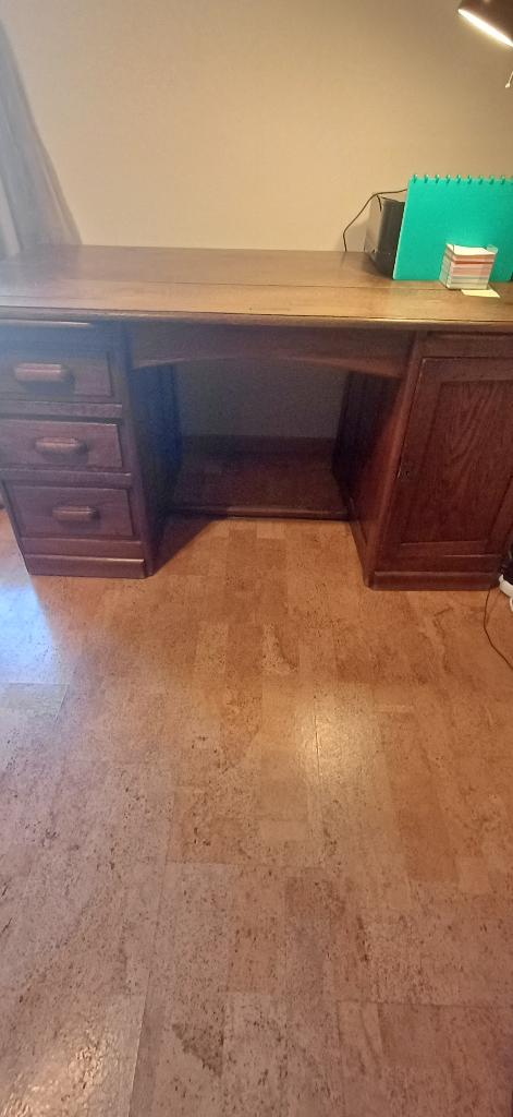 Antiek bureau, Ophalen