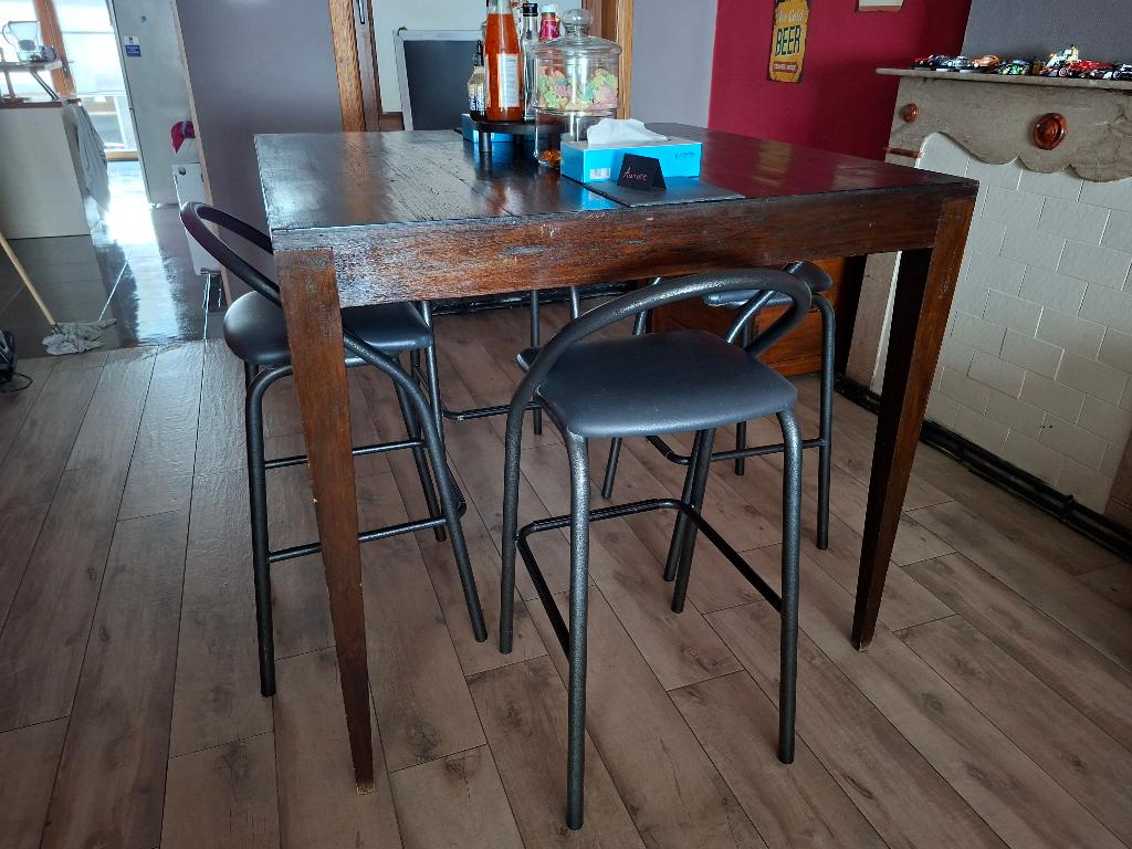 table en bois exotique, Ophalen, Gebruikt, Vierkant, Vier personen