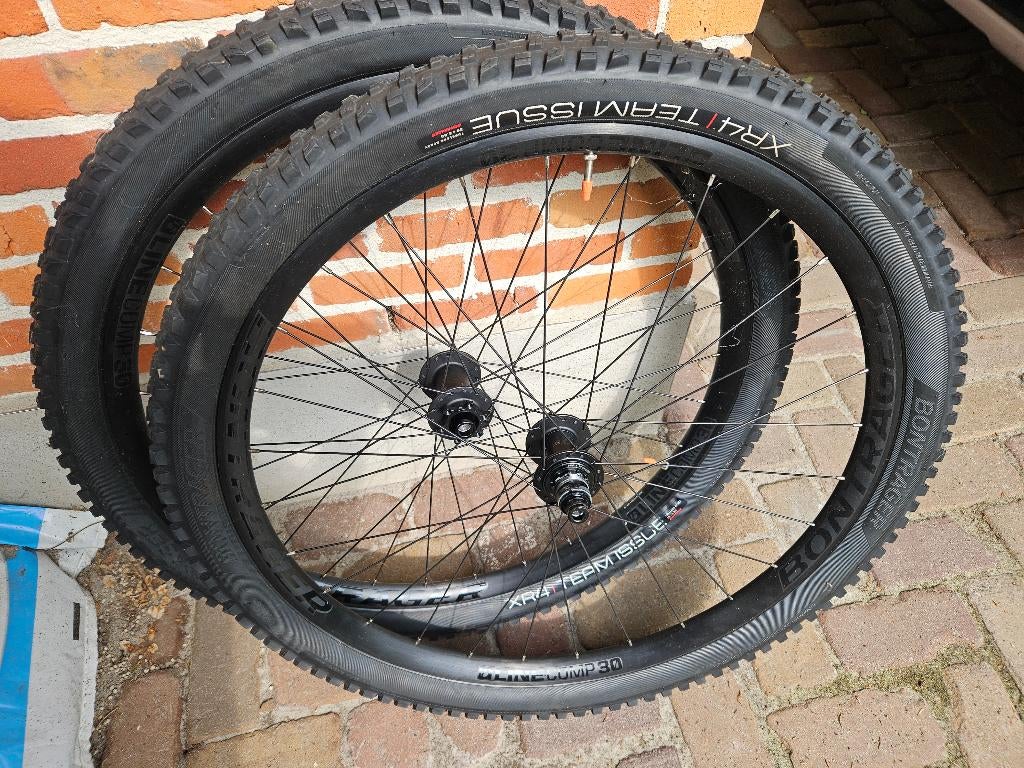 Bontrager Line Comp 30 TLR Boost 29 wielset met XR4 banden, Fietsen en Brommers, Fietsonderdelen, Wiel, Ophalen of Verzenden, Zo goed als nieuw