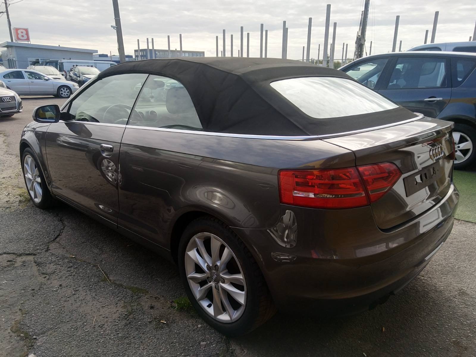 AUDI  A 3 195.000KM,1.4 BENZINE  TEL 0496 115603, PRIX  9500, Auto's, Audi, 4 cilinders, Cabriolet, Handgeschakeld, 1400 cc