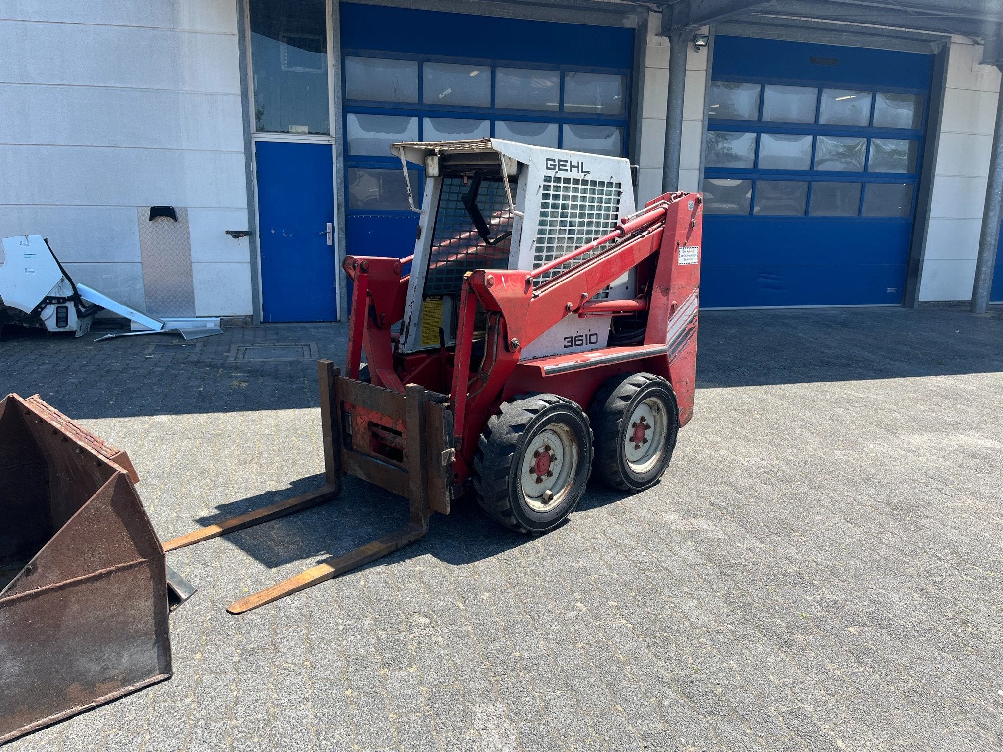 Gehl 3610 Schranklader Skidsteerlader Bobcat, Shovel, Loader, Articles professionnels, Machines & Construction | Grues & Excavatrices