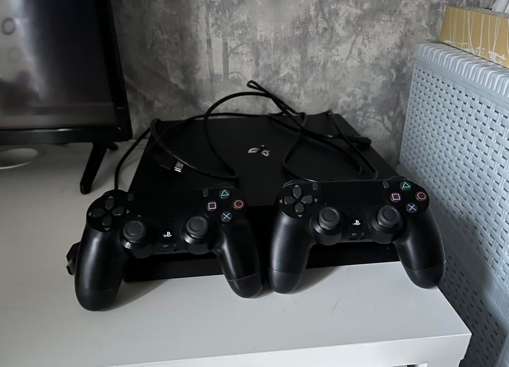 Ps4 PRO 1TB, Ophalen, Zo goed als nieuw, Pro