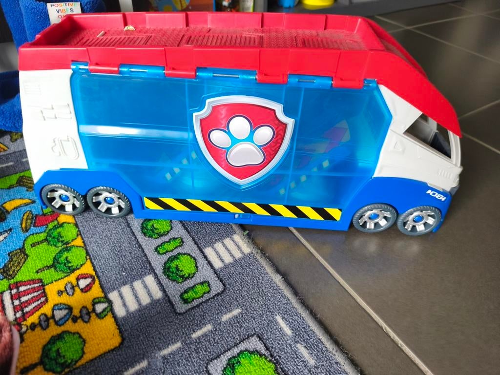 Bus paw patrol, Ophalen