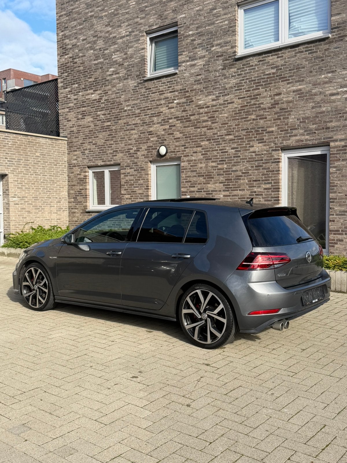 Titel : Golf 7.5 GTD 2.0TDI (2019) - DSG - Gekeurd vvk, Auto's, Alcantara, 5 deurs, Zilver of Grijs, Te koop