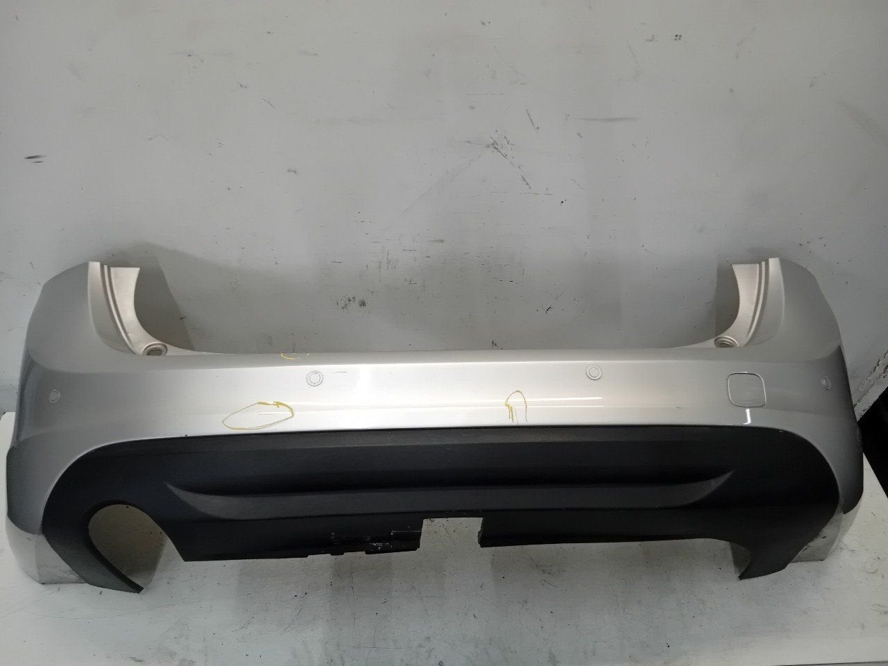 Bumper achter Volvo V60, Onderdelen@venauto.nl, Van der Ven Autorecycling B.V., Arrière, Ettenseweg 76, 4706 PB Roosendaal, The Netherlands