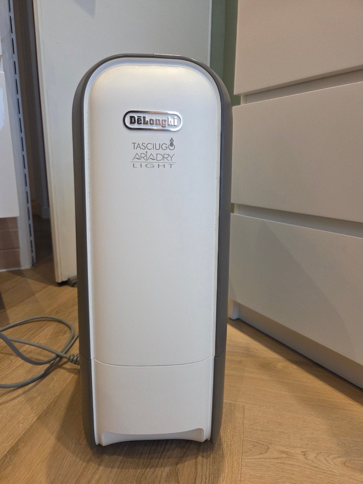 DeLonghi luchtontvochtiger, Ophalen