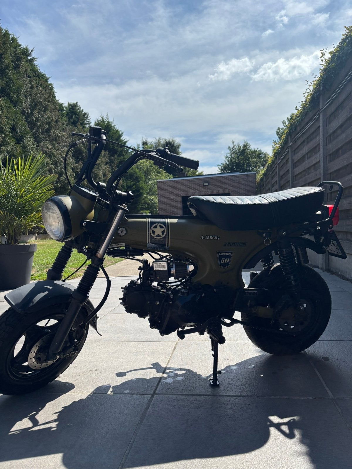Skyteam Dax 50cc Euro 4 - 2020, Fietsen en Brommers, Brommers | Overige merken, Ophalen, 6 versnellingen, Gebruikt, 49 cc