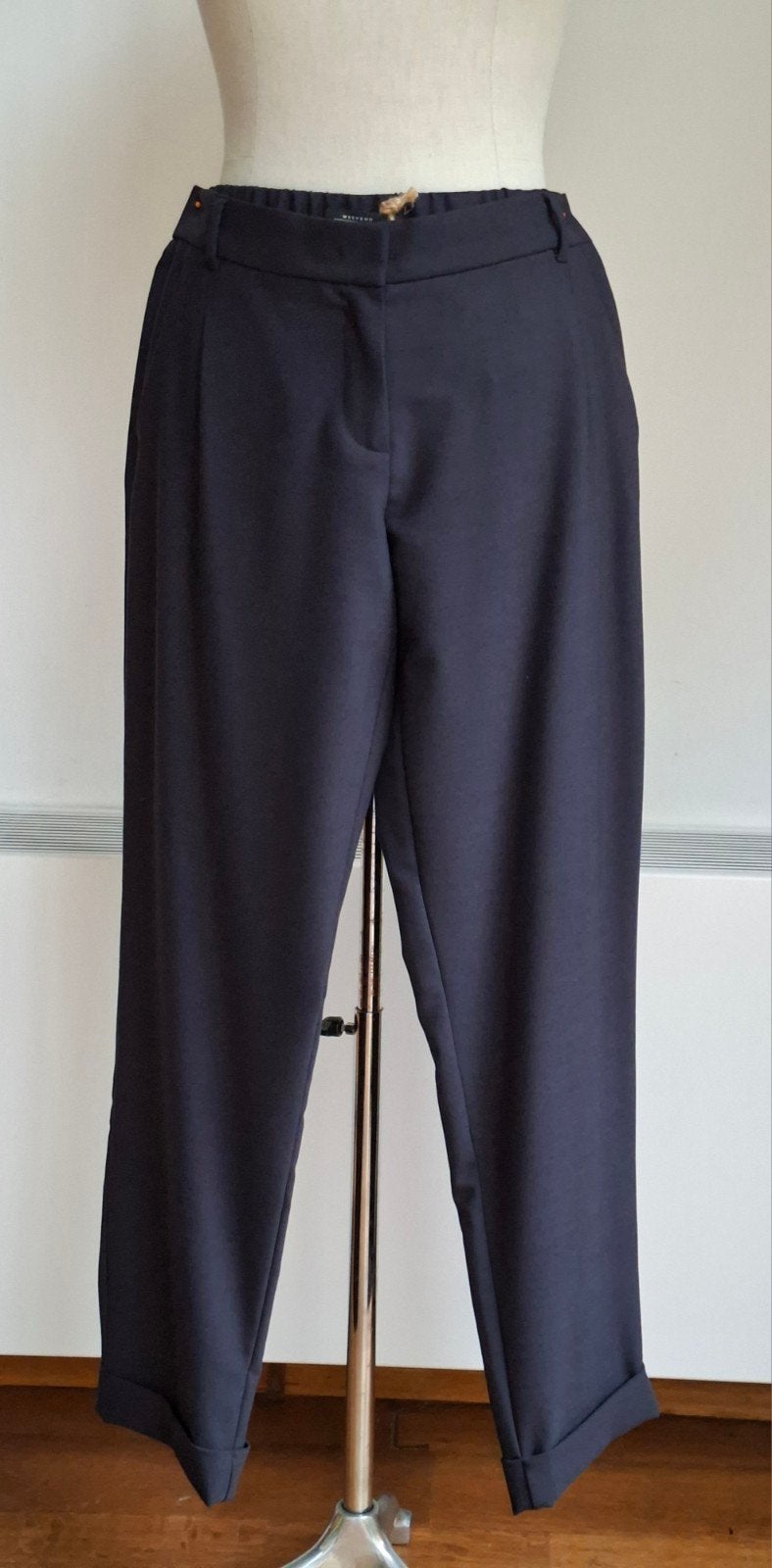 MAX MARA.    (NEW  185€), Ophalen of Verzenden, Maat 38/40 (M), Blauw