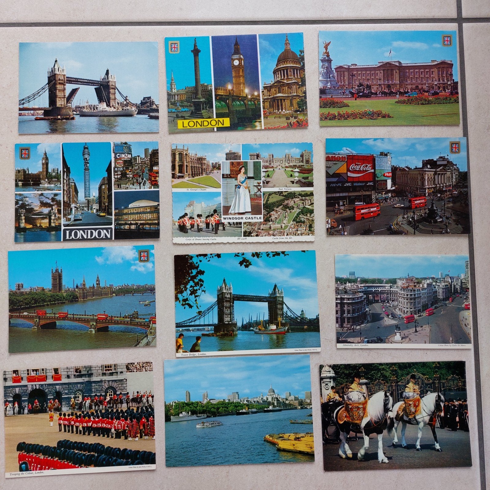 12 niet beschreven postkaarten van Londen, Collections, Cartes postales | Étranger, Enlèvement ou Envoi