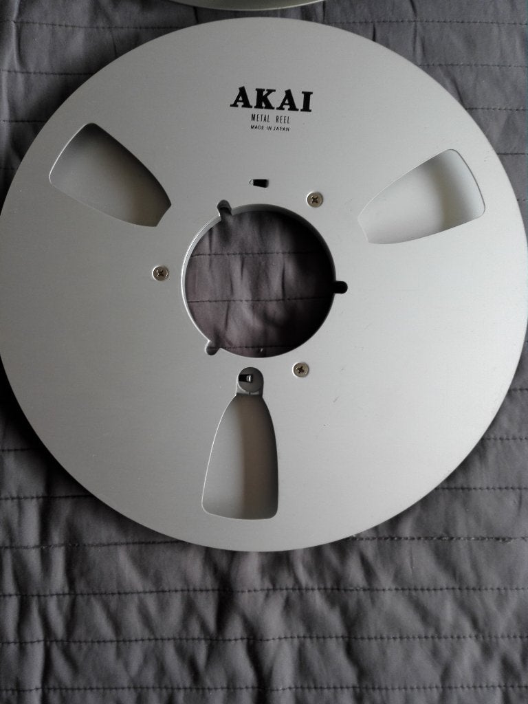 AKAI lege metal 26 cm spoelen /3 stuks/in perfecte staat, Audio, Tv en Foto, Bandrecorder, Ophalen, Bandrecorder