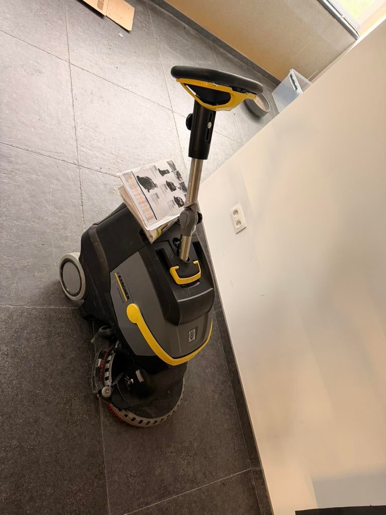 Machine Karcher, Ophalen, Zo goed als nieuw