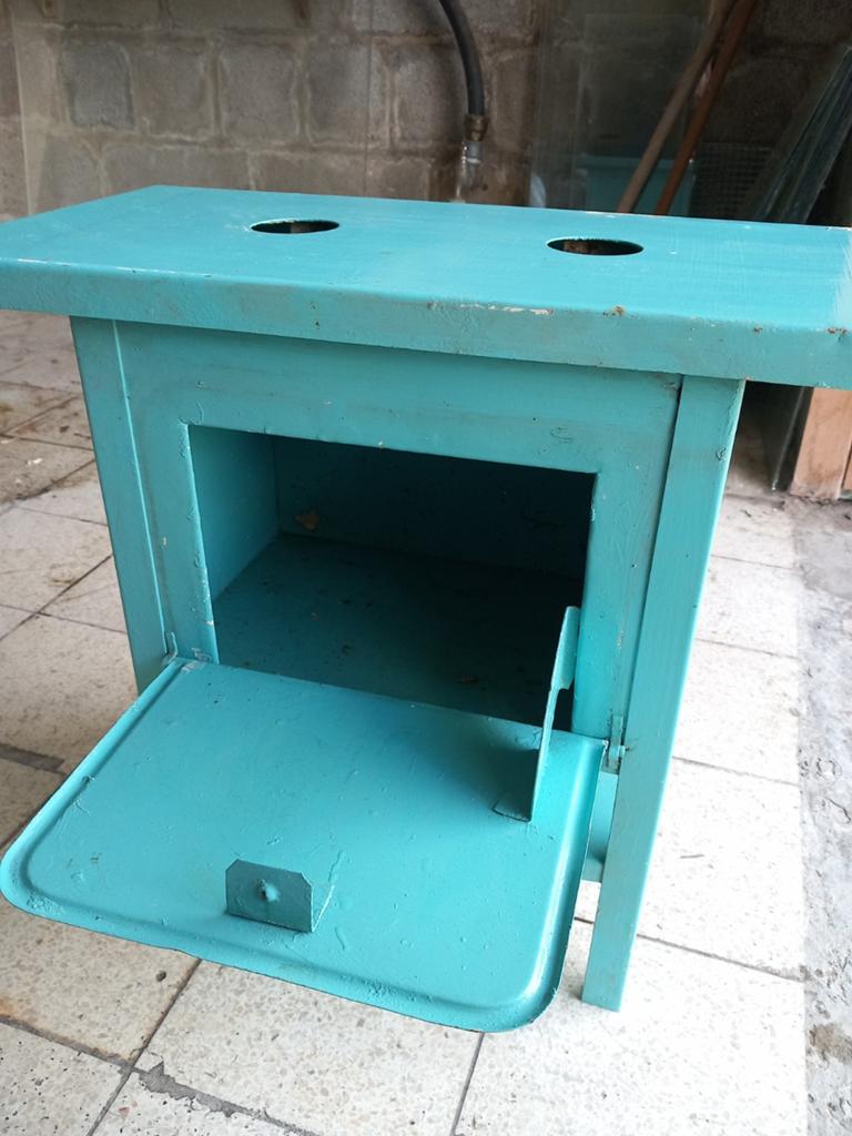 Cuisinière en métal pour dînette (à repeindre), Antiquités & Art, Enlèvement