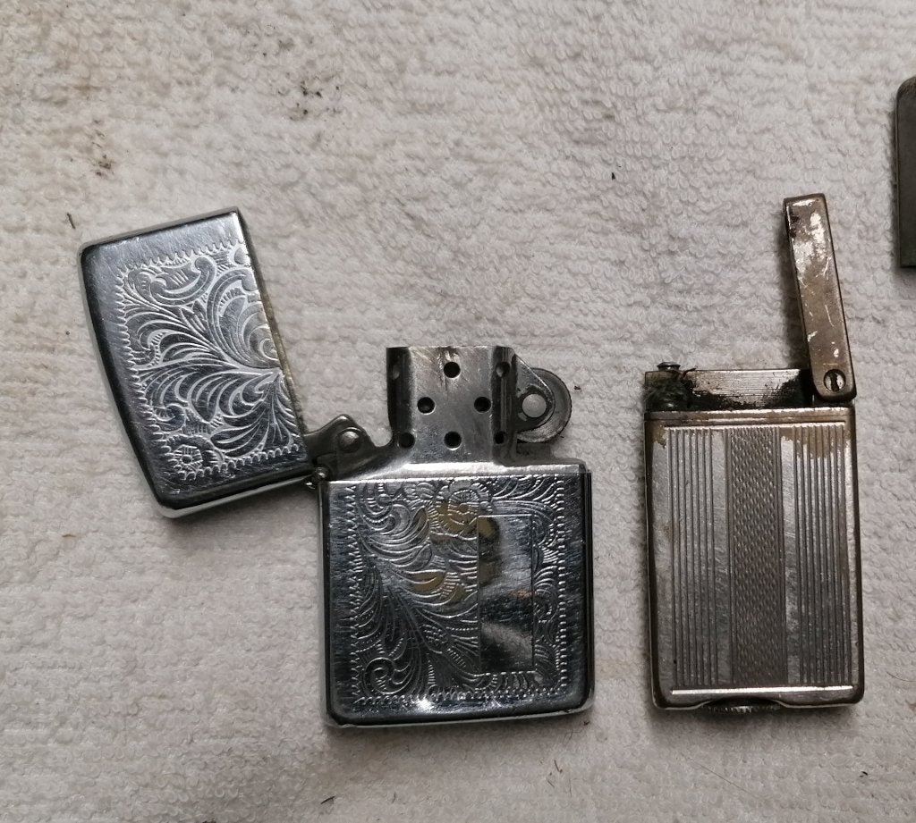 Briquet ancien zippo aquilux, Envoi, Utilisé, Briquet