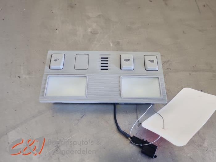 Eclairage intérieur avant d'un Volkswagen Crafter, Autos : Pièces & Accessoires, Éclairage, Volkswagen, -, 3 mois de garantie