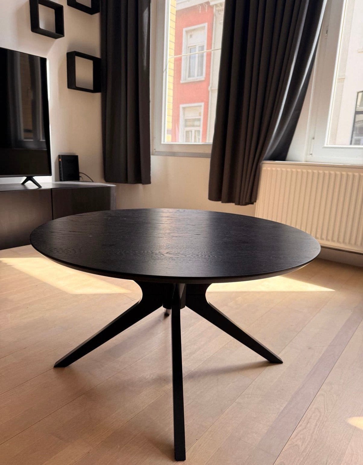 Zwarte ronde salontafel, Ophalen, Gebruikt, Rond