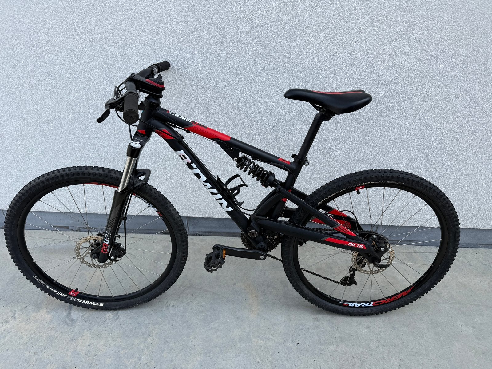 volledig geveerde mountainbike rockrider 520S maat small, Vélos & Vélomoteurs, Vélos | VTT & Mountainbikes, Enlèvement, Comme neuf