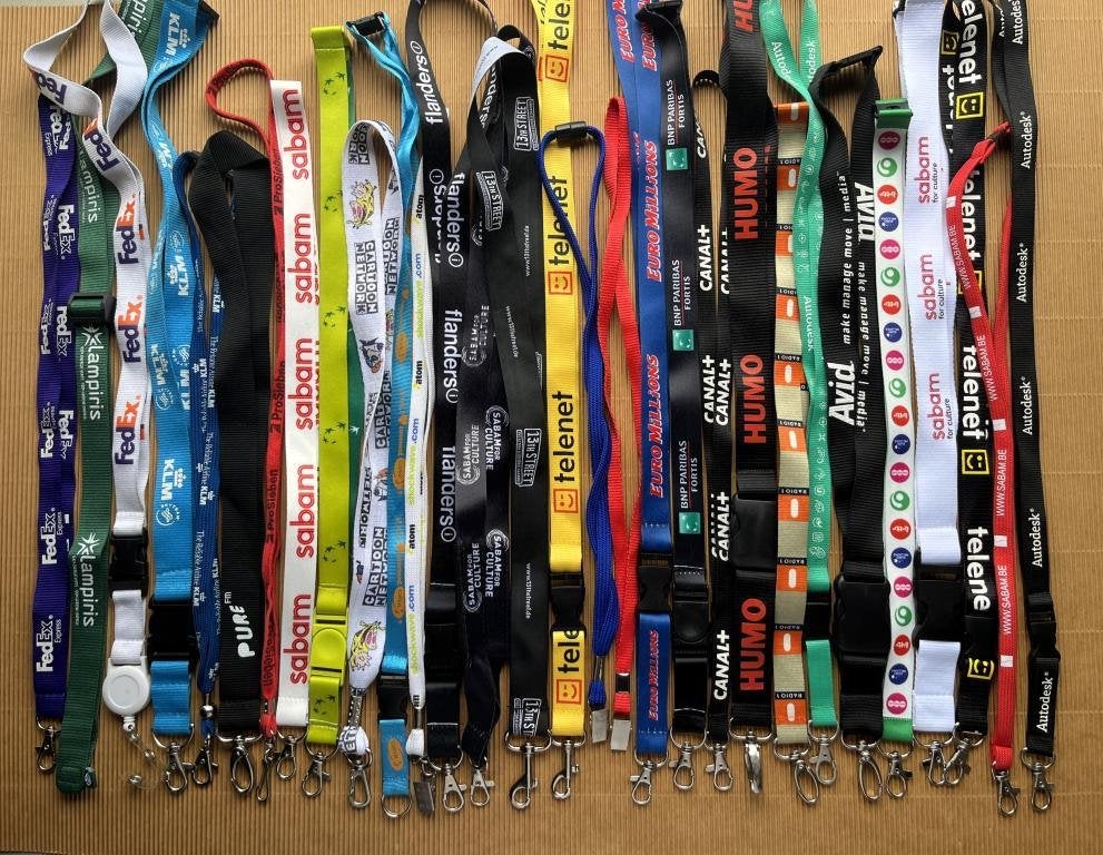 43 cordons, Collections, Enlèvement ou Envoi