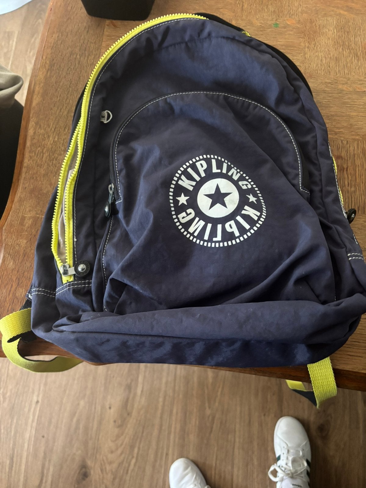 Malette sac a dos primaire ou secondaire kilpling a vendre, Bijoux, Sacs & Beauté, Enlèvement, Neuf, Sac à dos