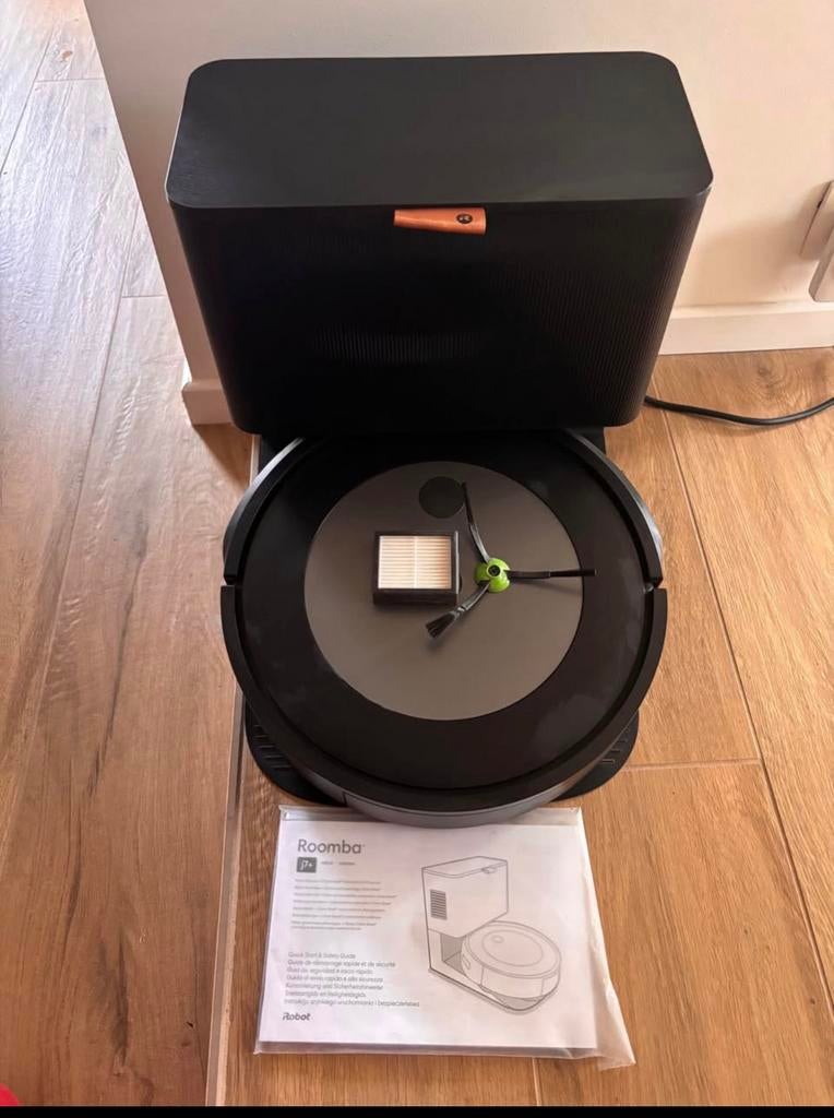 Aspirateur robot roomba j7+, Enlèvement, Comme neuf